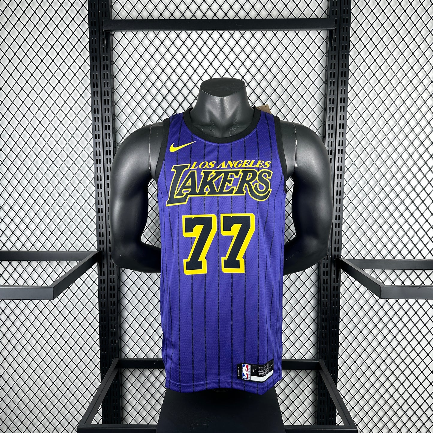 25 Lakers Jersey