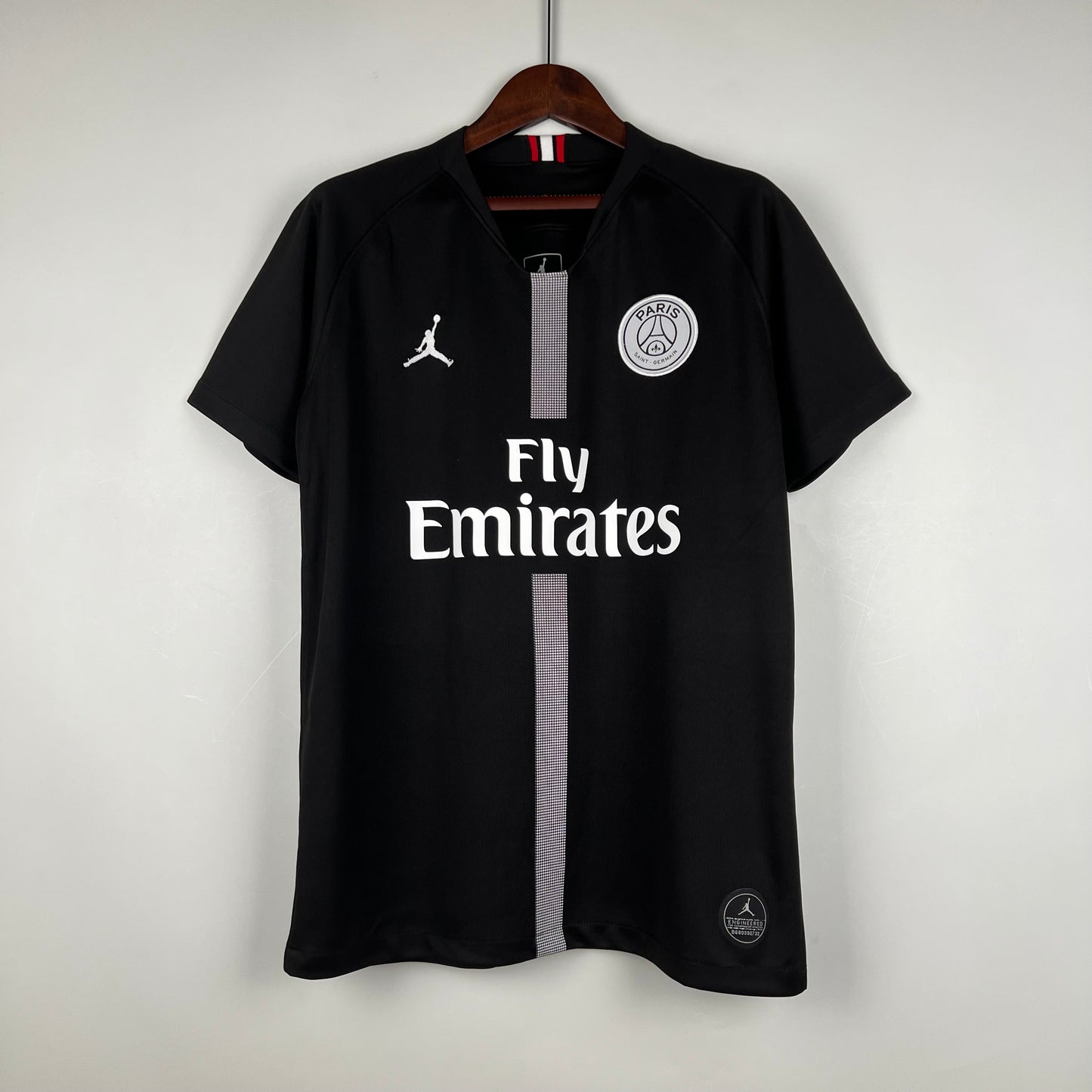 18/19 PSG black retro jersey