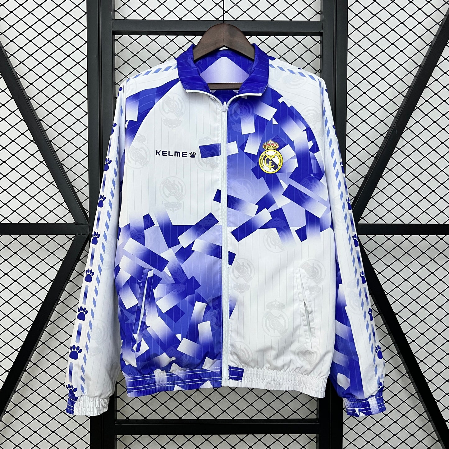 24/25 Real Madrid trench coat reversible
