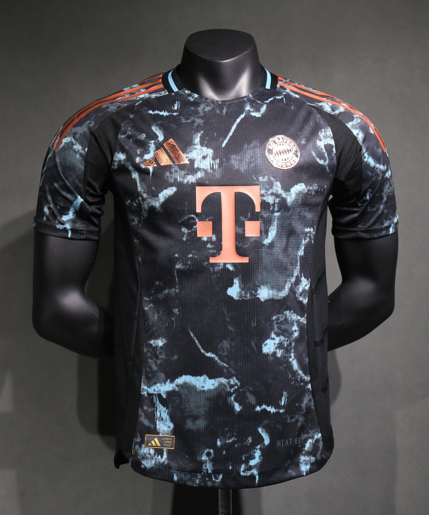 24/25 Bayern Away Premium Edition