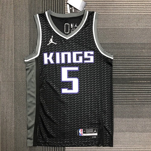 Kings Flyers Limited No. 5 Fox