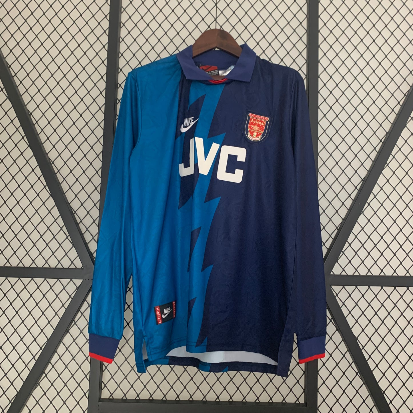 95/96 Arsenal Away Retro Long Sleeve Jersey