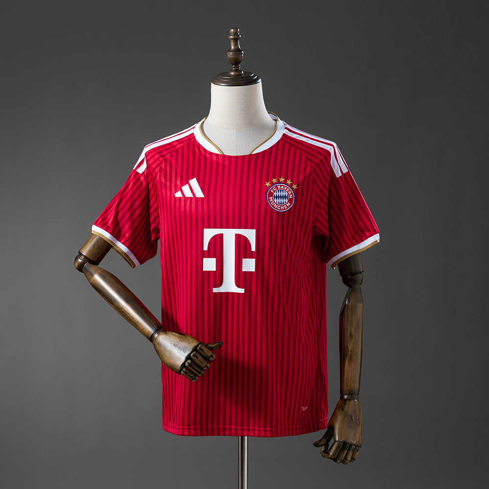 Bayern Home Kit 26/27