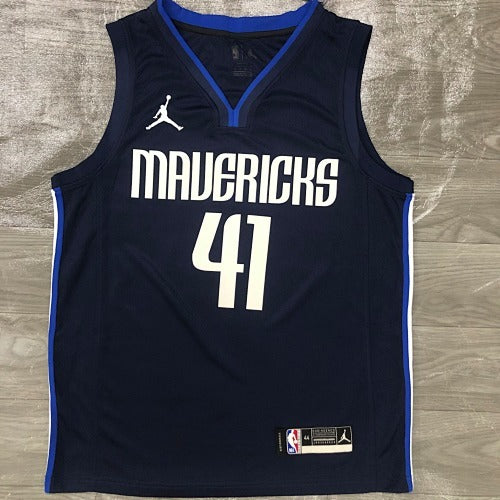 21st season Mavericks JORDAN themed limited edition No. 41 Nowitzki