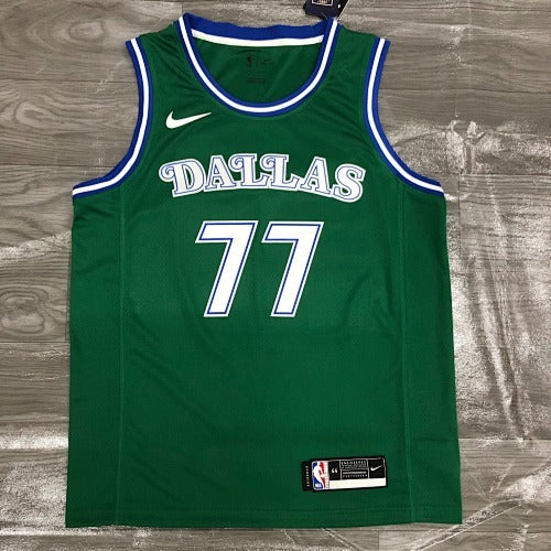 21st season Mavericks retro green No. 77 Doncic
