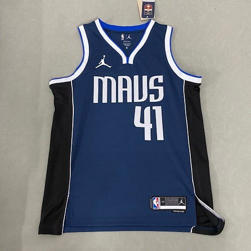 23rd Season Mavericks Jordan Limited Edition No. 41 Nowitzki