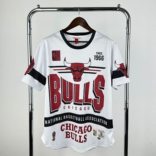 26 MN retro short-sleeved Bulls