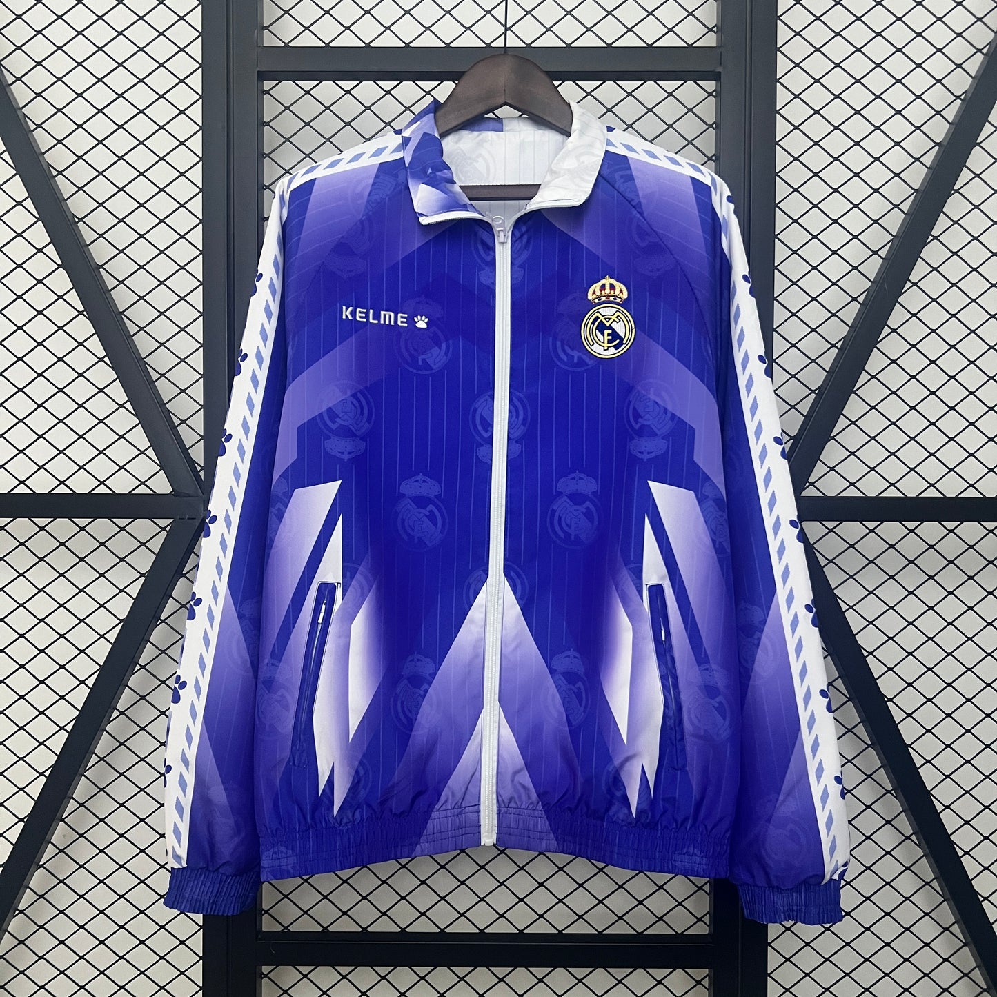24/25 Real Madrid trench coat reversible