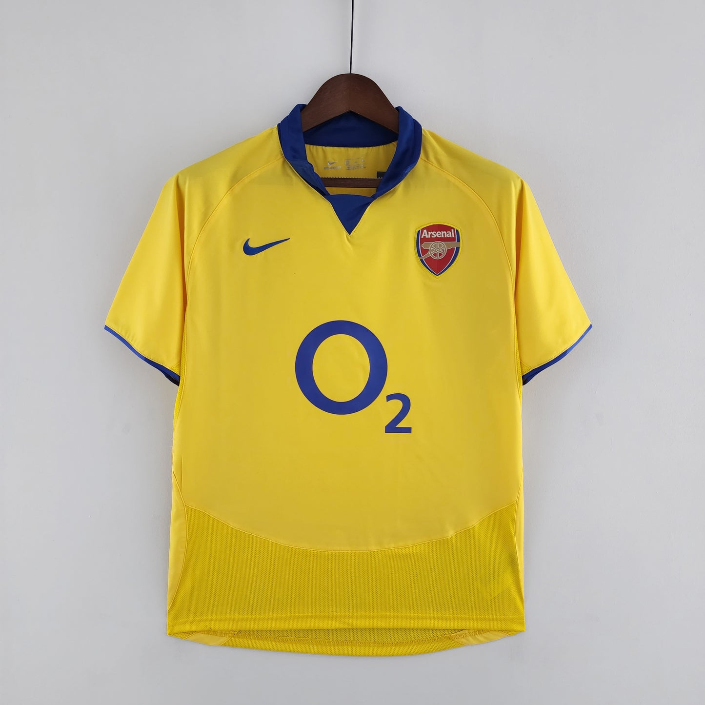 03/04 Arsenal Away Retro Jersey