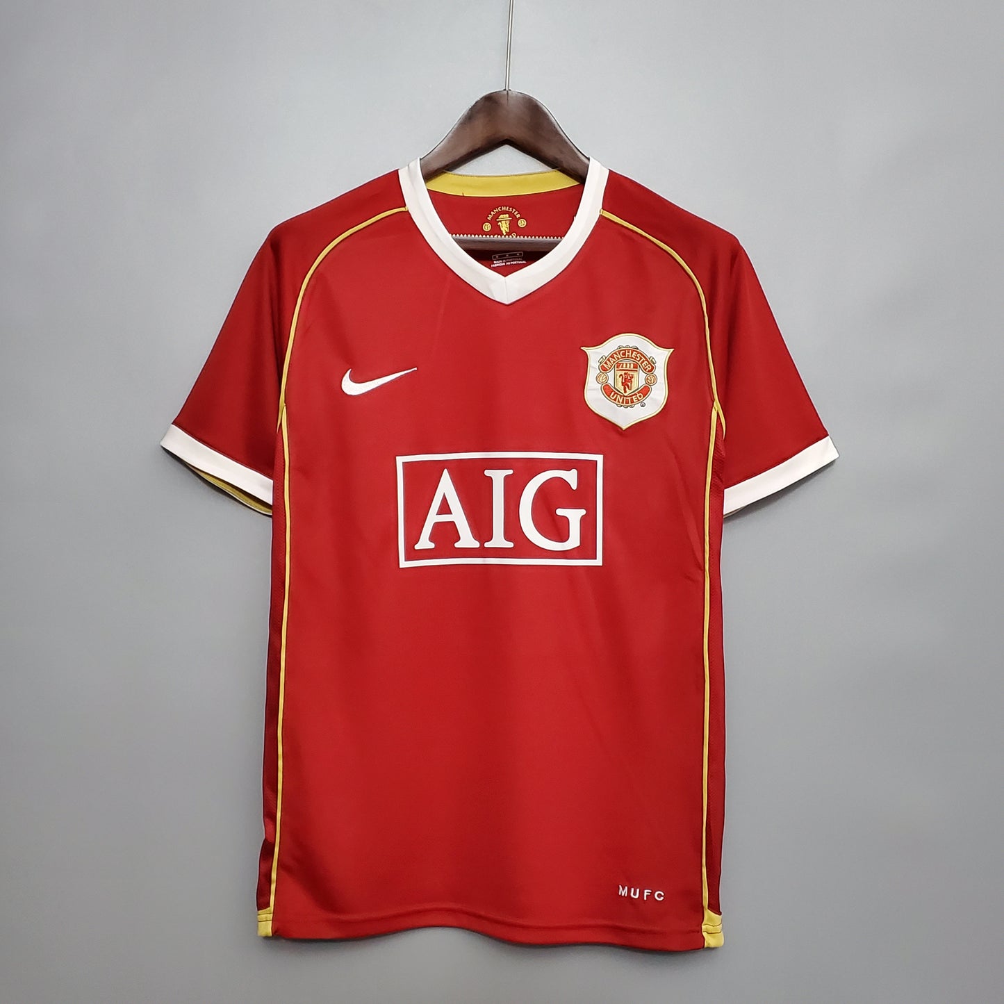 06/07 Manchester United Home Retro Jersey
