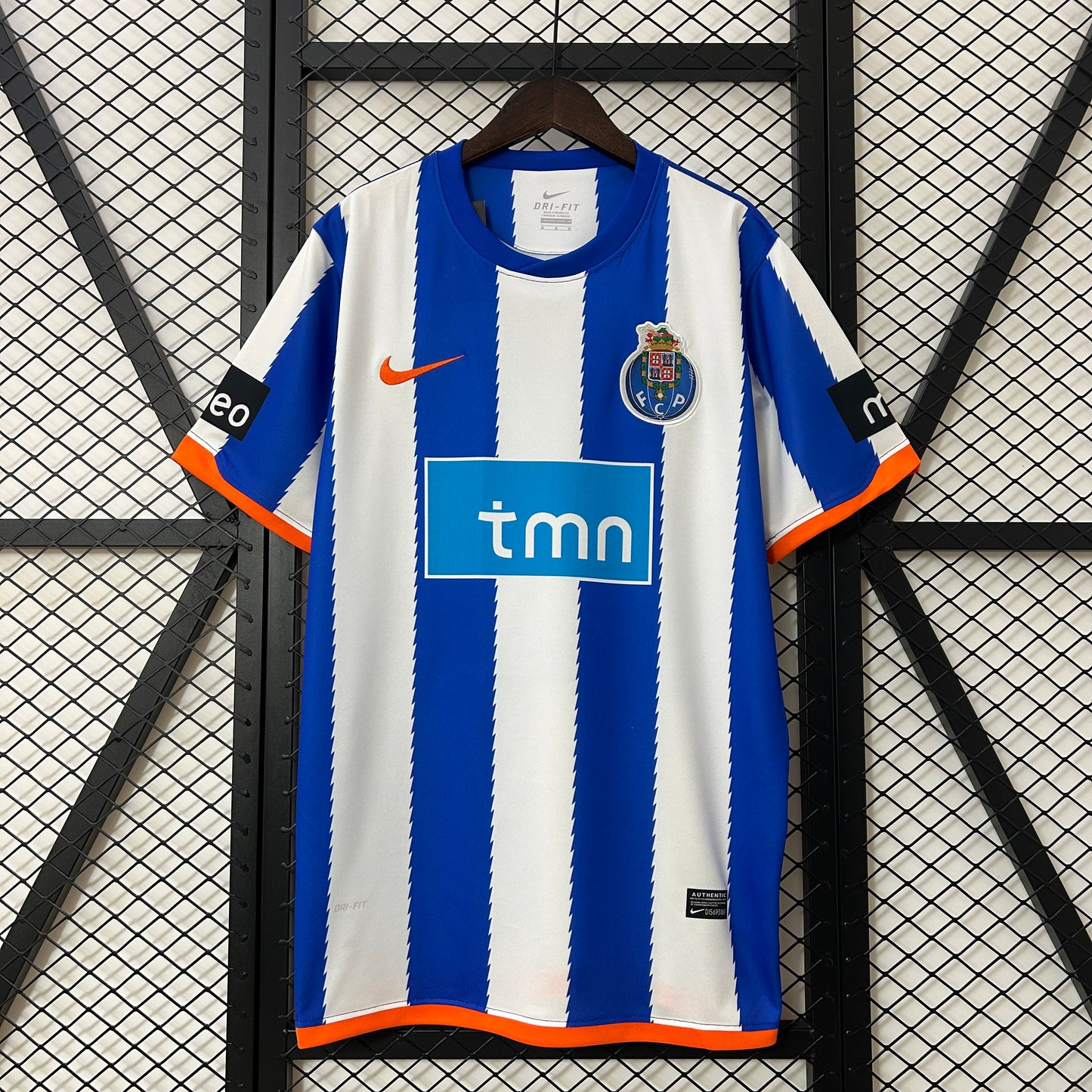 10/11 Porto Home Retro Jersey