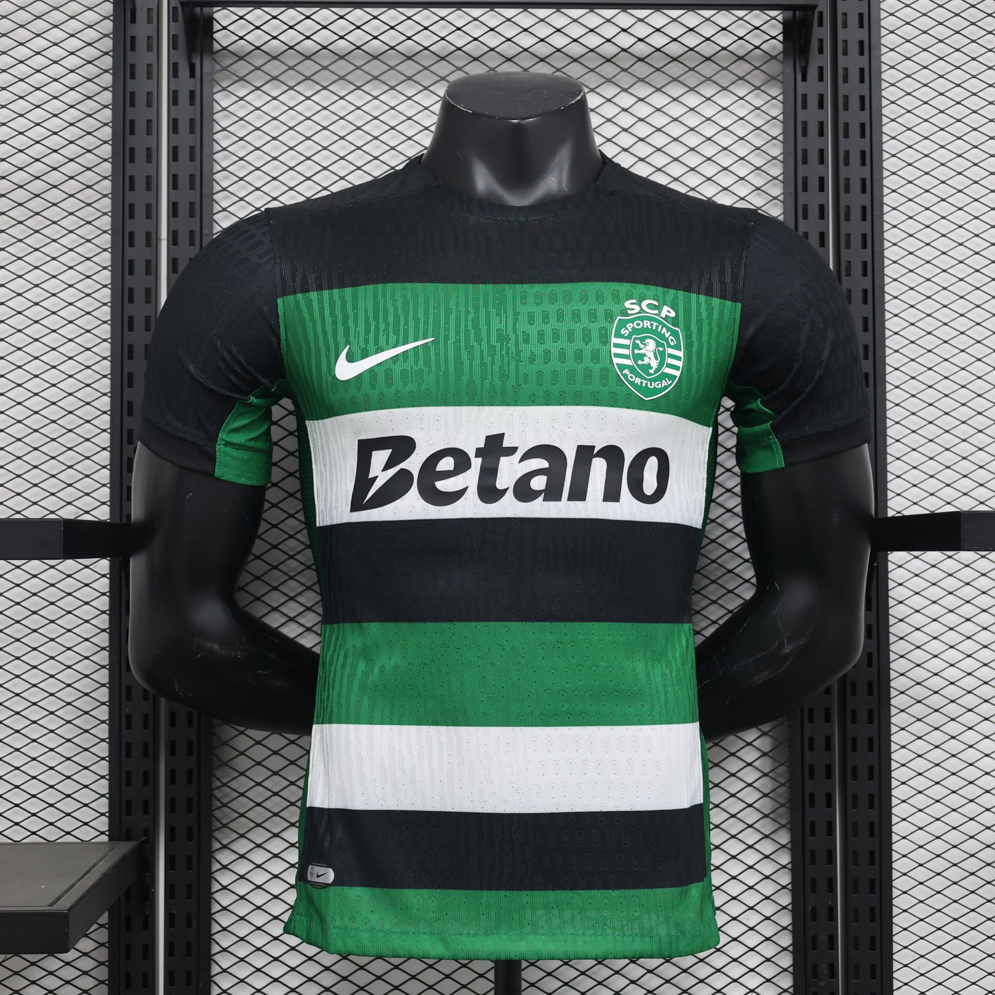 24/25 Sporting Lisbon Home Jersey
