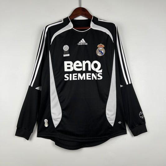 06/07 Real Madrid Away Retro Long Sleeve Jersey