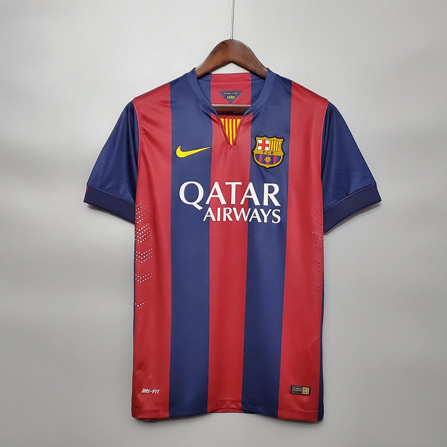 (STOCK): 14/15 Barcelona Home Jersey Neymar 11 M