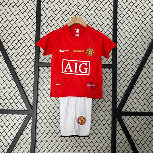STOCK: (24) Manchester United Retro Ronaldo 7