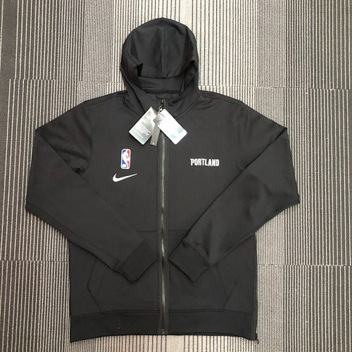 Authentic products from foreign counters: player version of GI Knicks appearance jacket