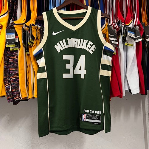 Bucks 2023 away game No. 34 Antetokounmpo