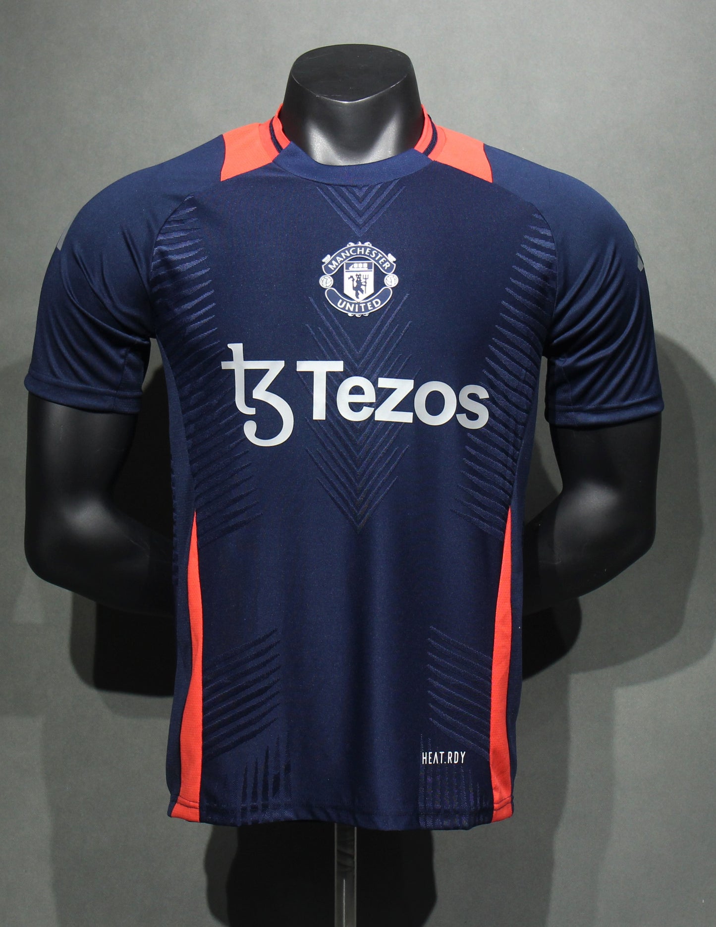 Manchester United Training Premium Edition
