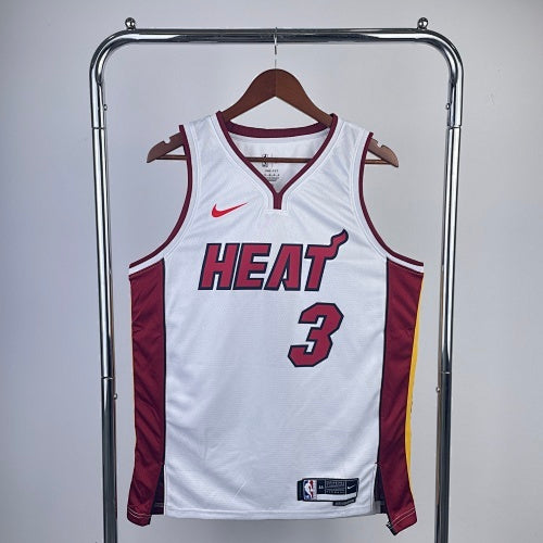 Heat V Neck White No. 3 Wade