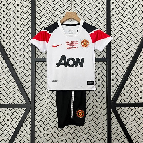 kids M-U 10/11 Champions League away