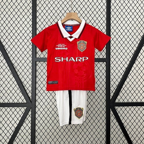 kids M-U 99/00 home