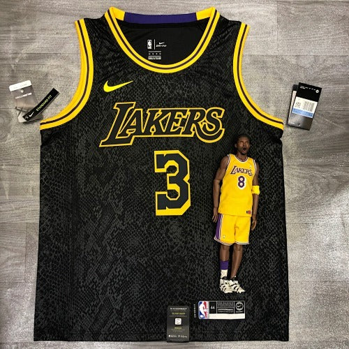 Lakers snakeskin No. 3 Davis