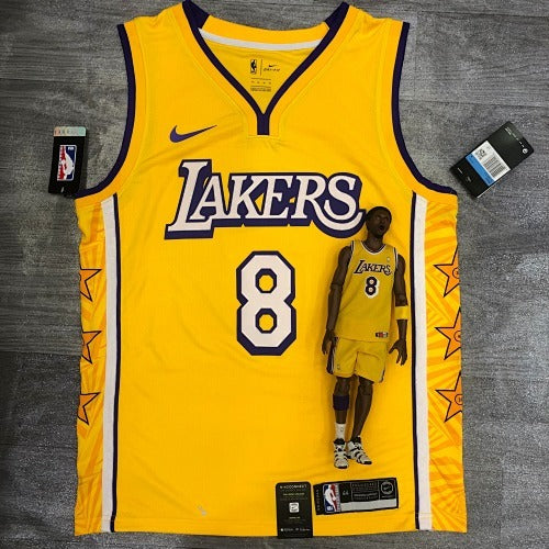 Lakers with stars No. 8 Kobe Bryant