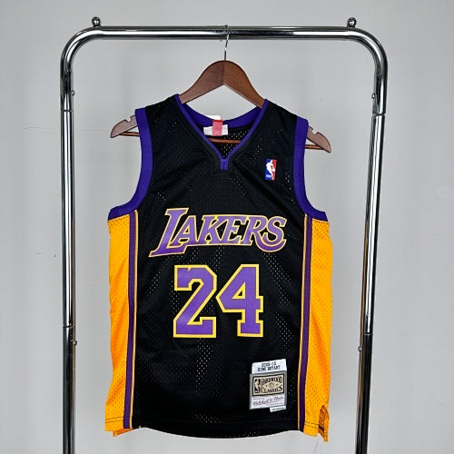 MN 09-10 Lakers Bryant Night Black No. 24 Kobe