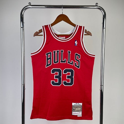 MN hot-pressed retro jersey: SW Bulls red No. 33 in the 1998 season Pippen