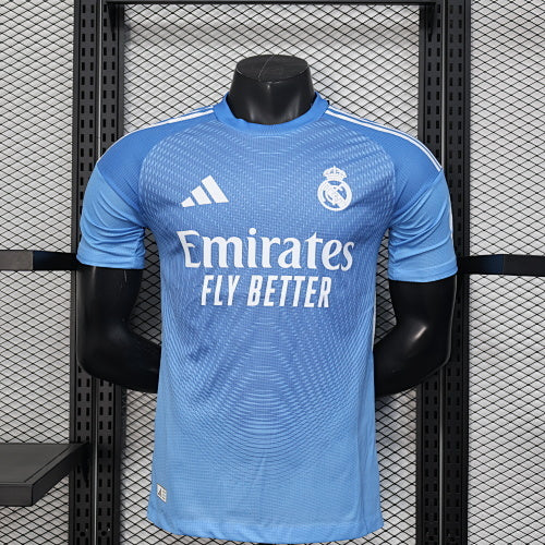 Player: Real Madrid goalkeeper uniform
