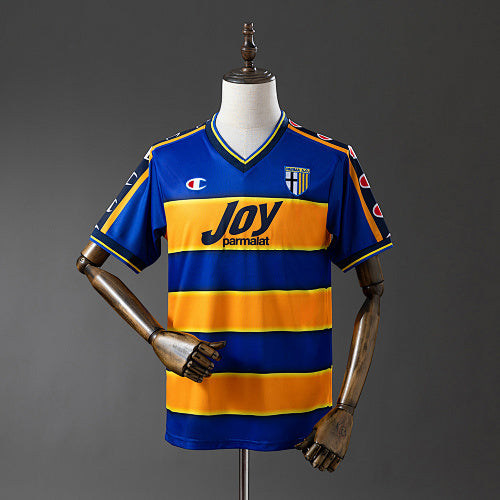 Retro Parma 01/02 home