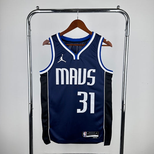 Season 23 Mavericks Flyers Limited No. 31 Thompson