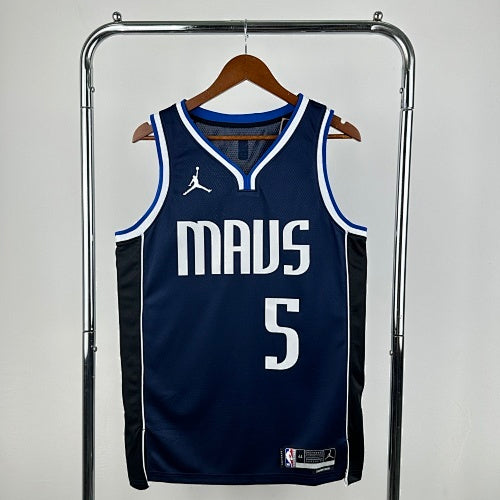 Season 23 Mavericks Flyers No. 5 Russell