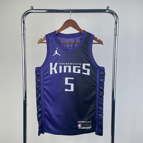 Season 24 Kings Flyers Limited No. 5 Fox