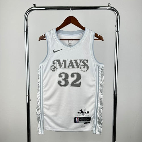 Season 25 Mavericks City Edition No. 32 Flagg