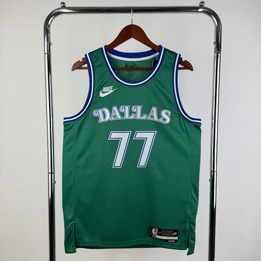 Season 26 Mavericks Retro Green No. 77 Doncic