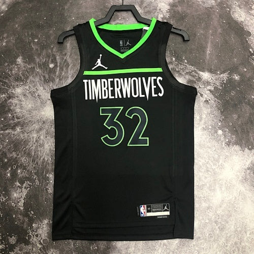 Timberwolves Flyer Limited for the 23rd Season No. 32 Towns