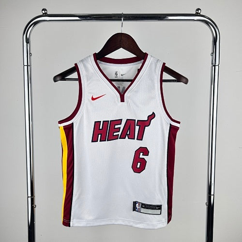 Youth children's clothing: Heat V-neck White No. 6 James